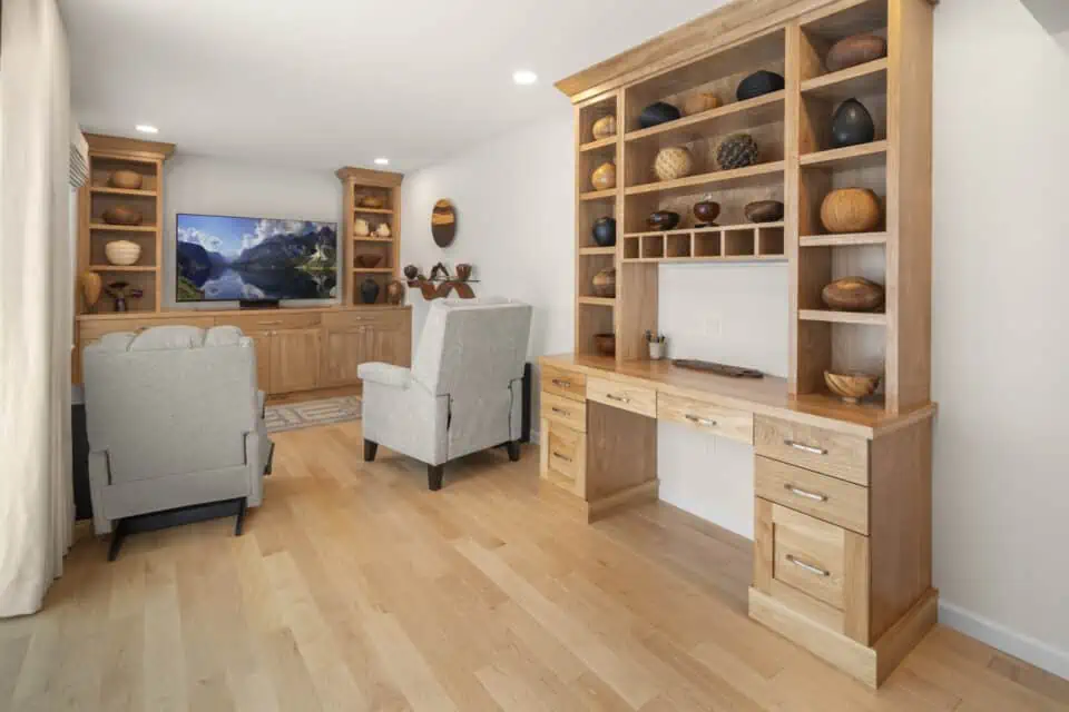 Built-in desk with decorative wooden bowls